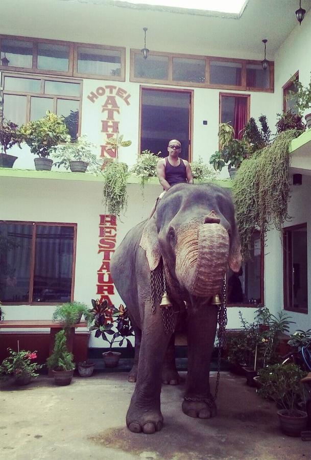 Hotel Athina & Restaurant Chilaw Luaran gambar
