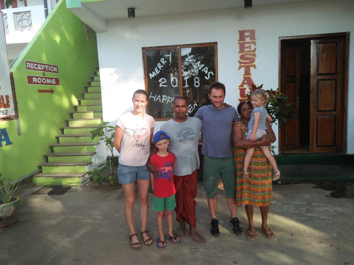 Hotel Athina & Restaurant Chilaw Luaran gambar